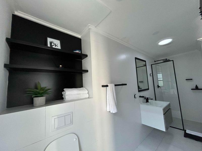 To Let 1 Bedroom Property for Rent in Bloubergstrand Western Cape